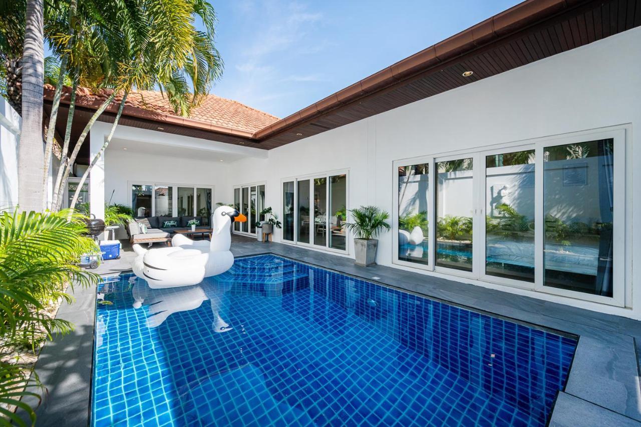 Majestic Residence Pool Villas 2 Bedrooms Private Beach Паттая Екстер'єр фото