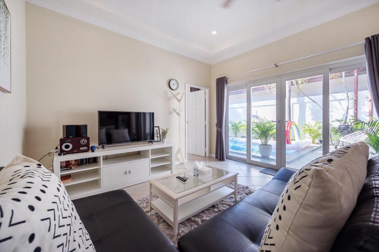 Majestic Residence Pool Villas 2 Bedrooms Private Beach Паттая Екстер'єр фото